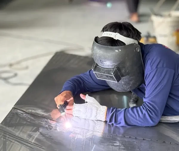 รางน้ำเื่อมอาร์กอน